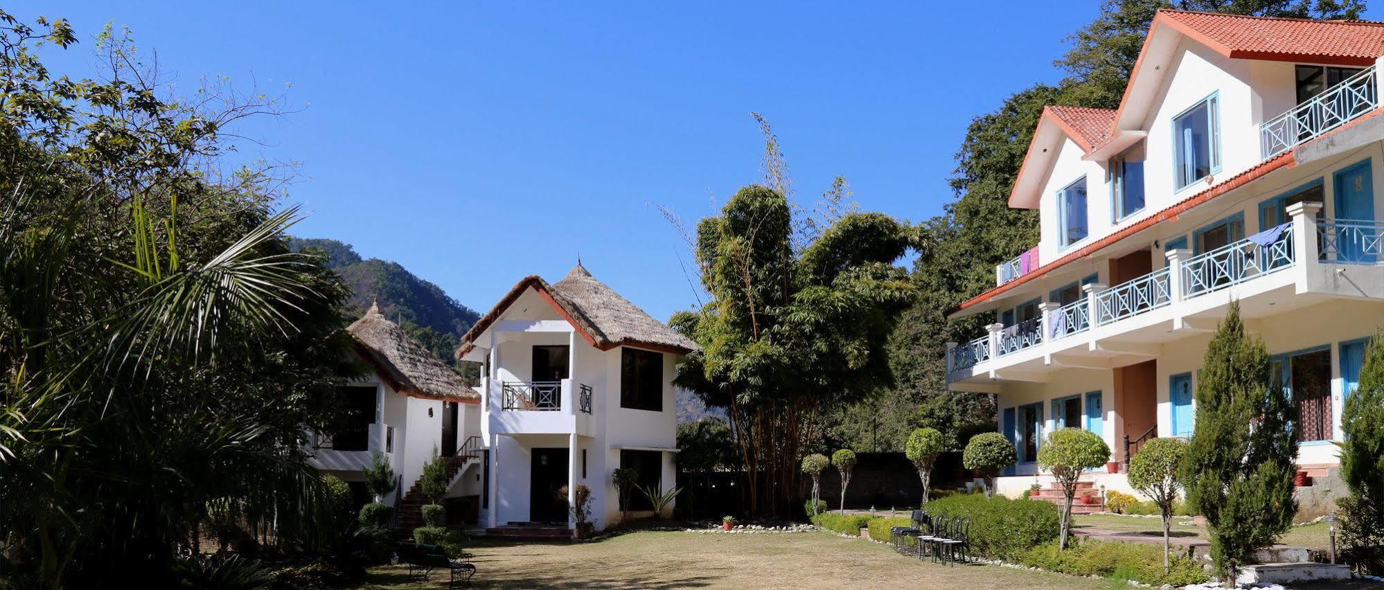 Отель Sattva Retreat Ришикеш Экстерьер фото